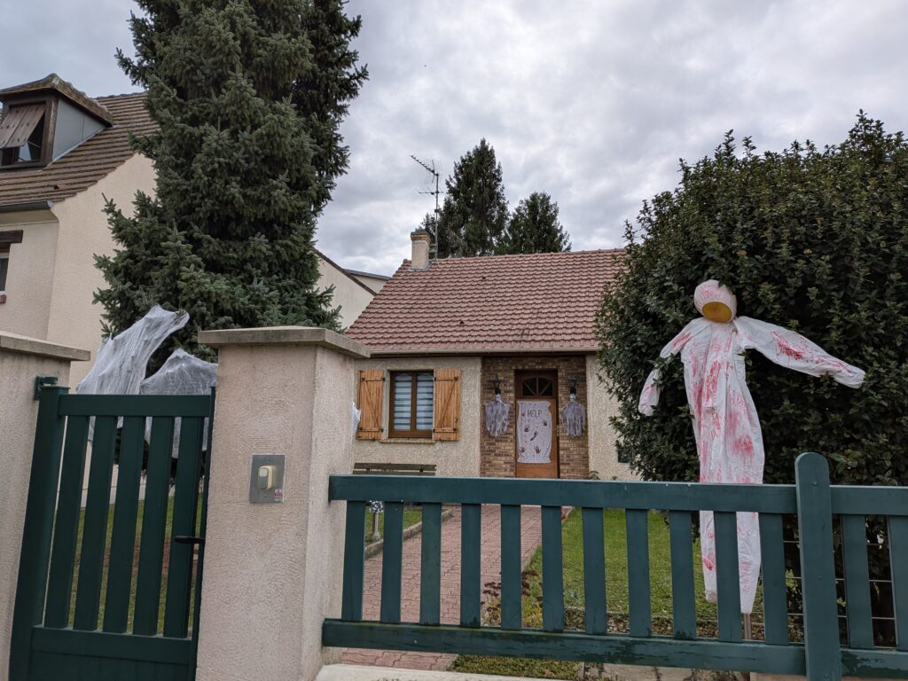 Maison décorée pour Halloween