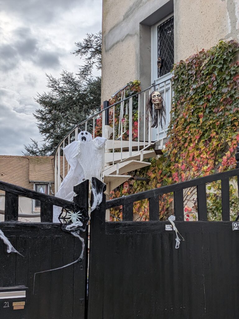 Maison décorée pour Halloween