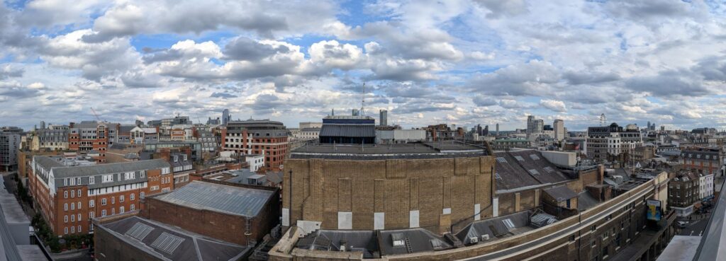 Vue en panoramique des toits de Londres